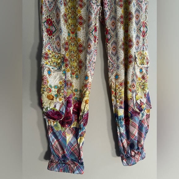 Johnny Was S Landa Printed Satin Drawstring Cargo Pants - Picture 6 of 8